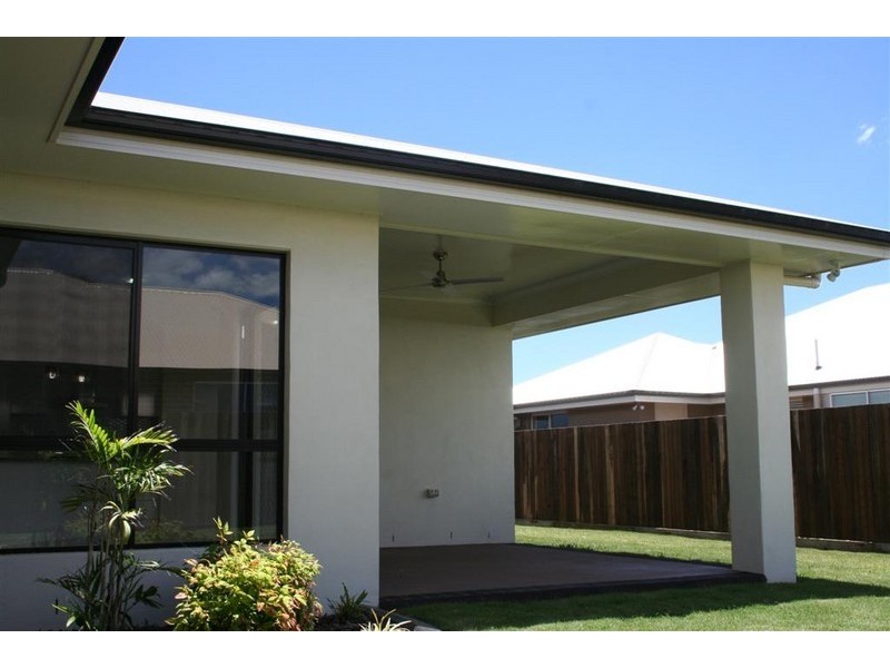 22 Fallon St, Middle Ridge QLD 4350