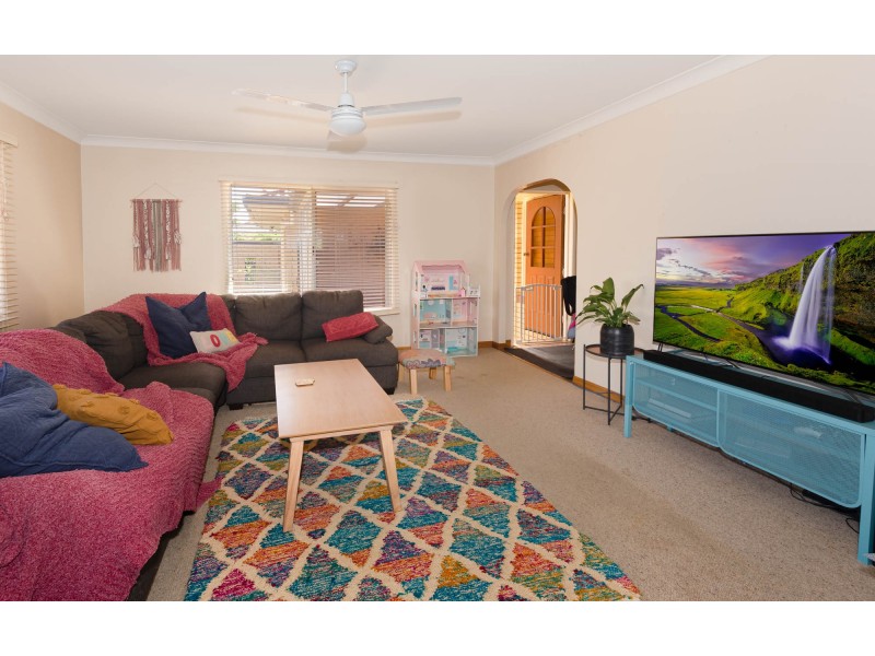 282 West Street, Kearneys Spring QLD 4350