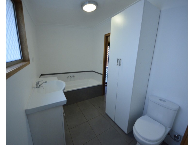 28 Wonga Street,, North Toowoomba QLD 4350