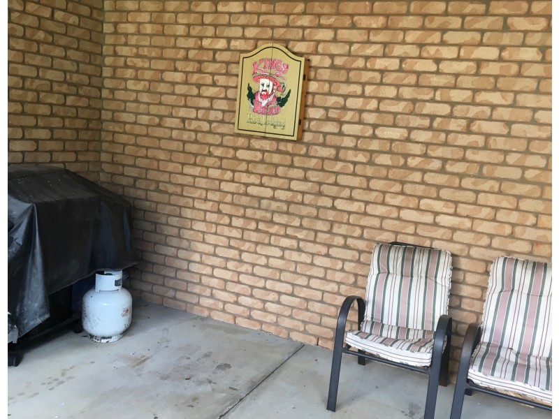 Unit 8 9 Lindsay St, Bundamba QLD 4304