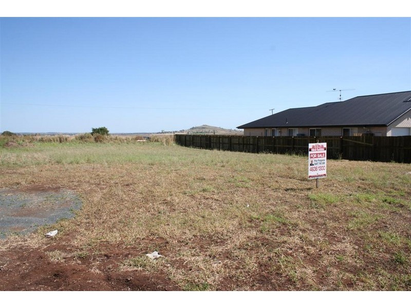 25 Ashford Dr, Wyreema QLD 4352