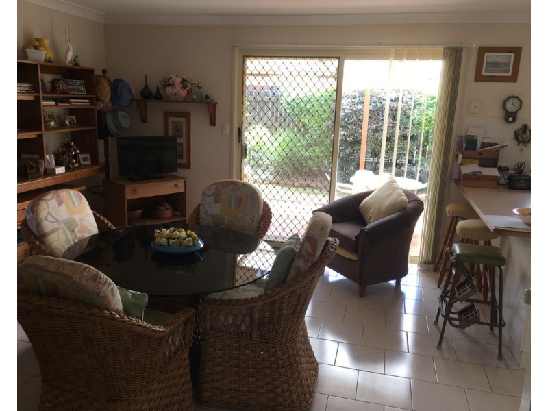 3 Suzanne Court, Kearneys Spring QLD 4350