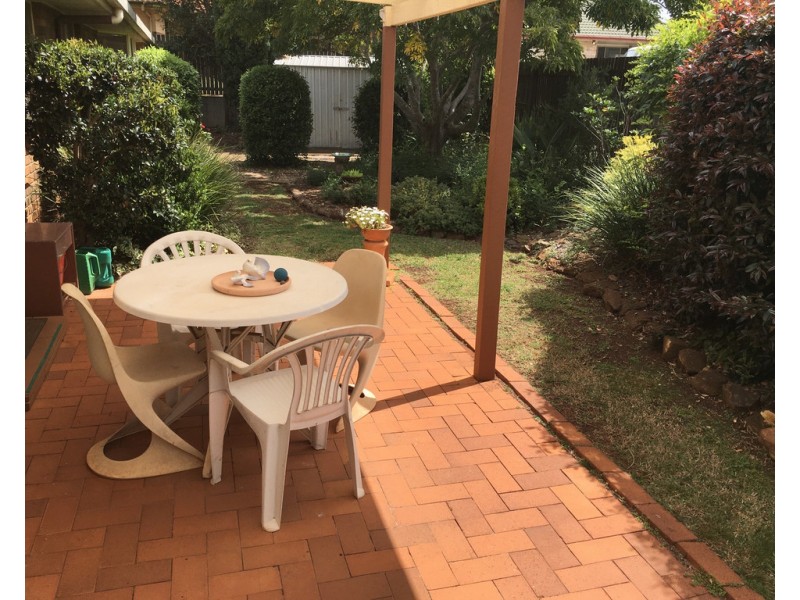 3 Suzanne Court, Kearneys Spring QLD 4350