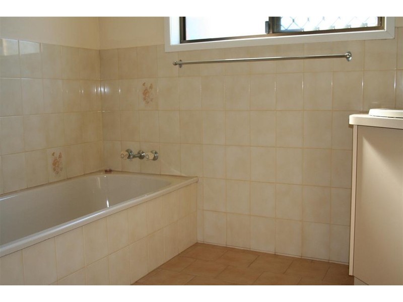 Centenary Heights QLD 4350