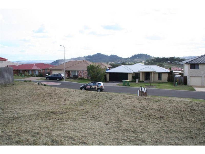 8 Diamantina Drive, Glenvale QLD 4350