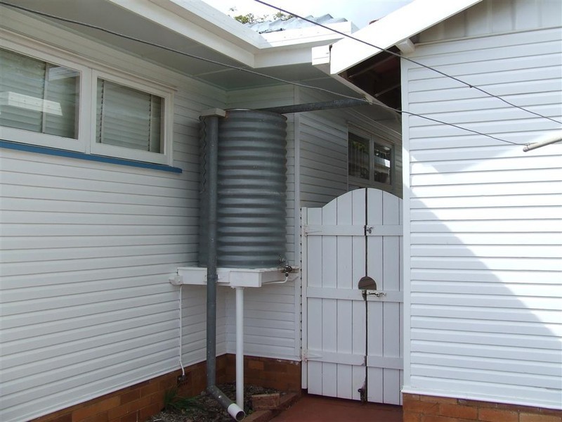 Centenary Heights QLD 4350