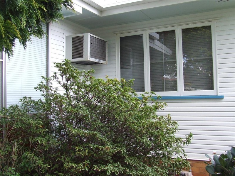 Centenary Heights QLD 4350