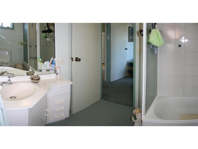 1/14 Horrocks, Kearneys Spring QLD 4350