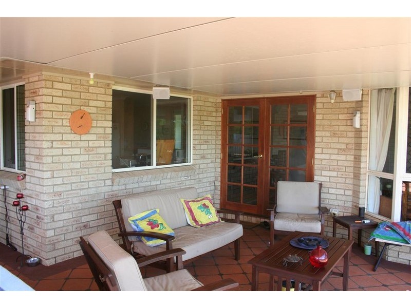 8 Echidna Cres, Hodgson Vale QLD 4352