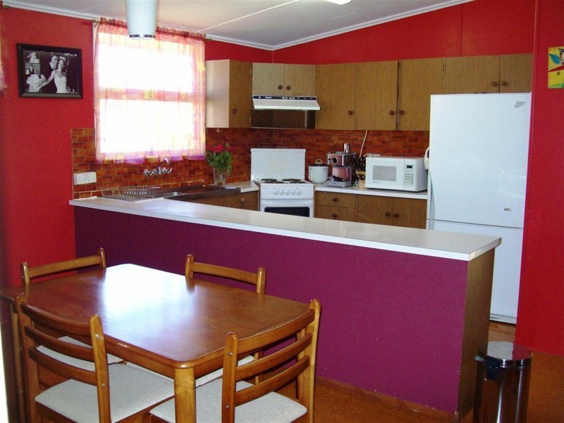 Centenary Heights QLD 4350