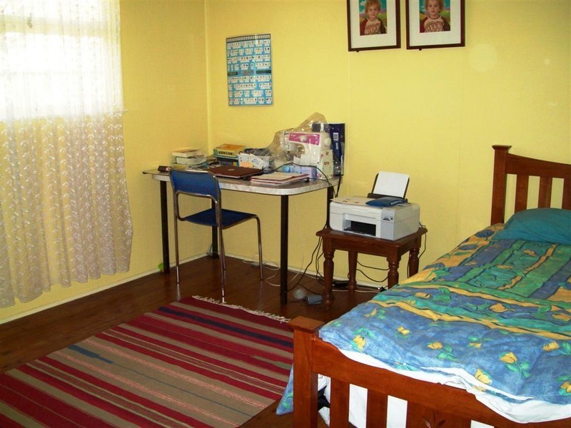 Centenary Heights QLD 4350