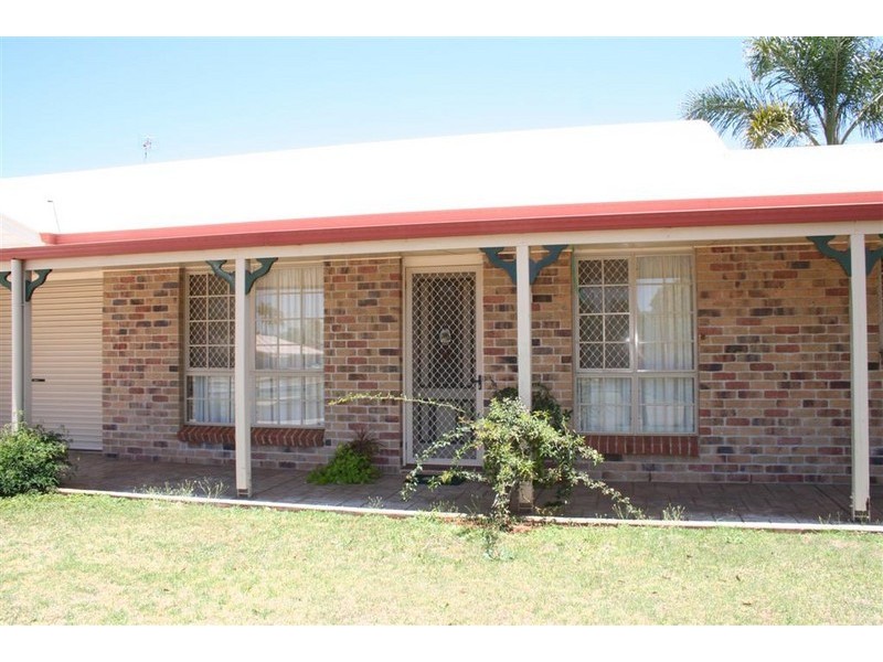Unit 1 Gabrielle Street, Kearneys Spring QLD 4350