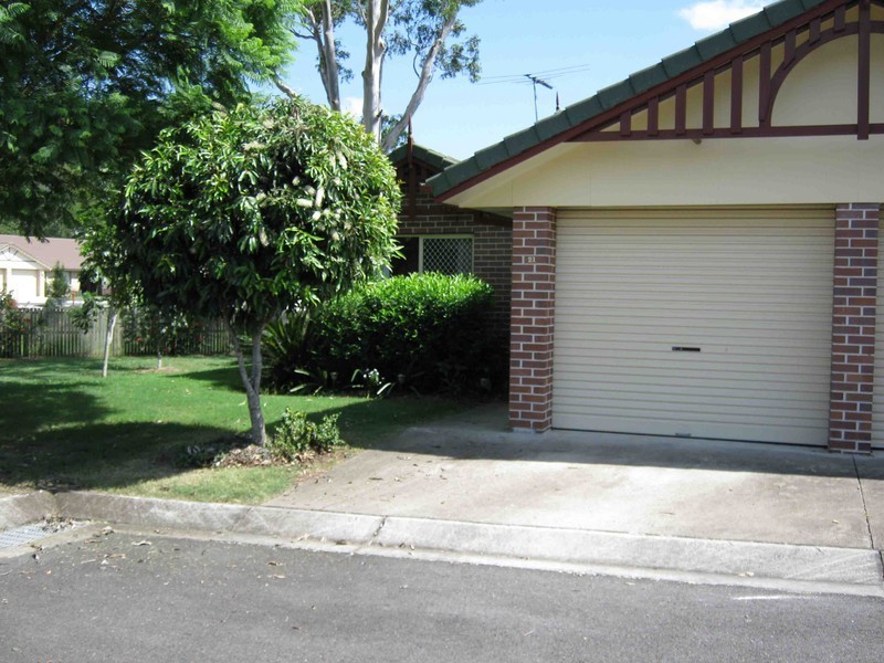 21/5 Spalding Cres, Goodna QLD 4300