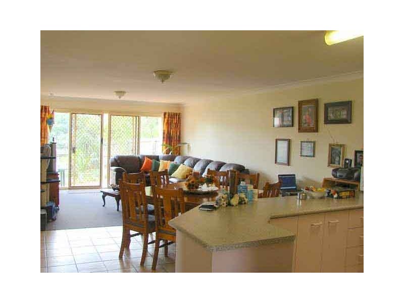 21/5 Spalding Cres, Goodna QLD 4300