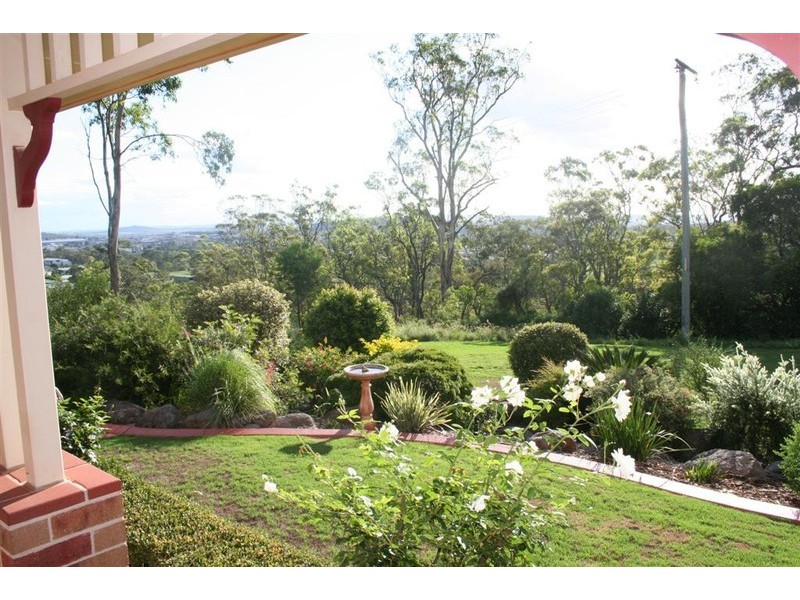 32 McDougall Street, Wilsonton Heights QLD 4350