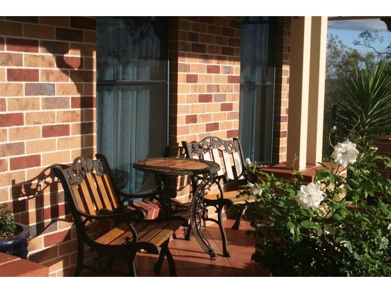 32 McDougall Street, Wilsonton Heights QLD 4350