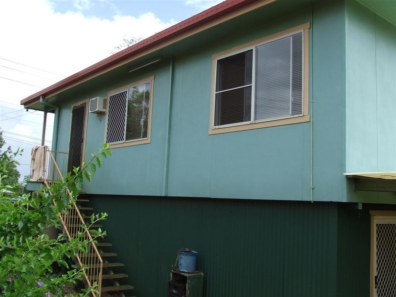 Centenary Heights QLD 4350