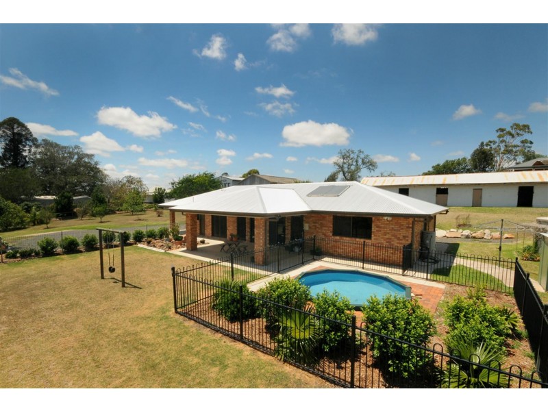11 Academy Court, Glenvale QLD 4350