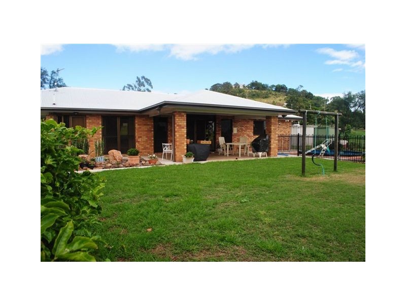 11 Academy Court, Glenvale QLD 4350