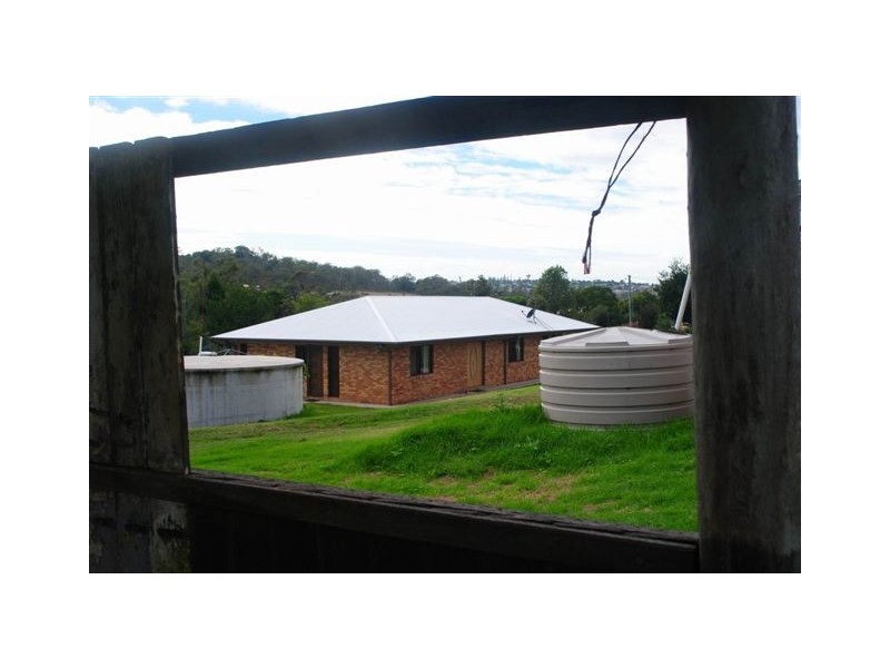 11 Academy Court, Glenvale QLD 4350