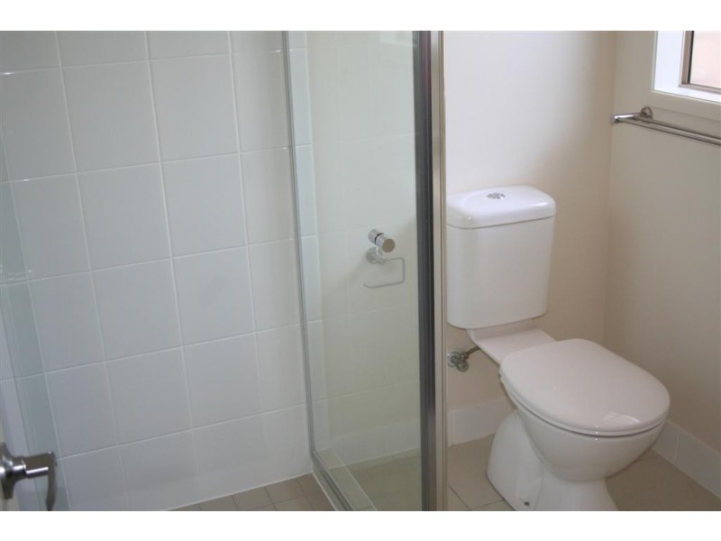 10 Flynn, North Toowoomba QLD 4350
