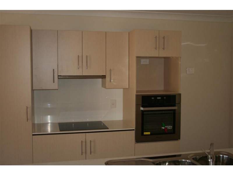 10 Flynn, North Toowoomba QLD 4350