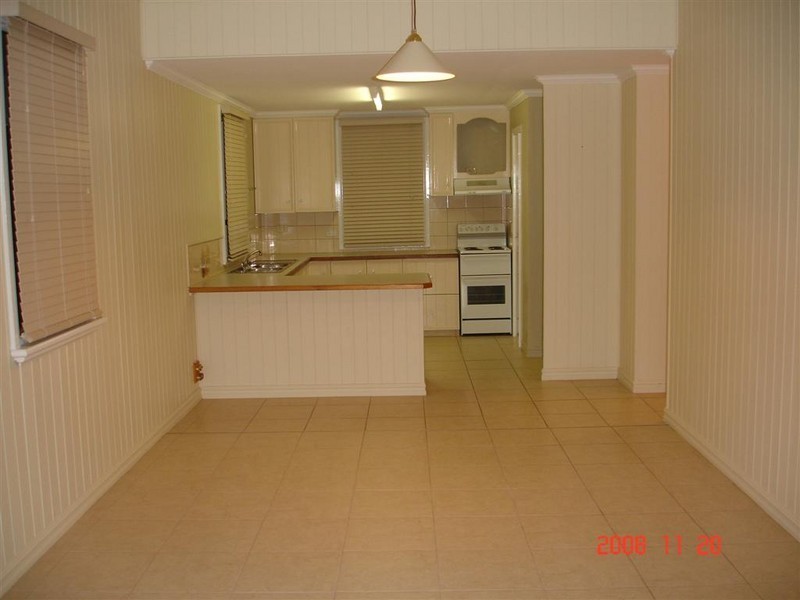82 Edward Street, Dalby QLD 4405