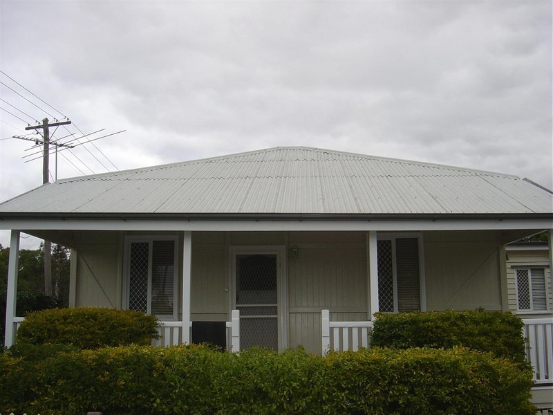 82 Edward Street, Dalby QLD 4405
