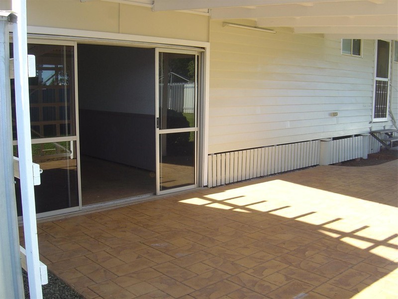 82 Edward Street, Dalby QLD 4405
