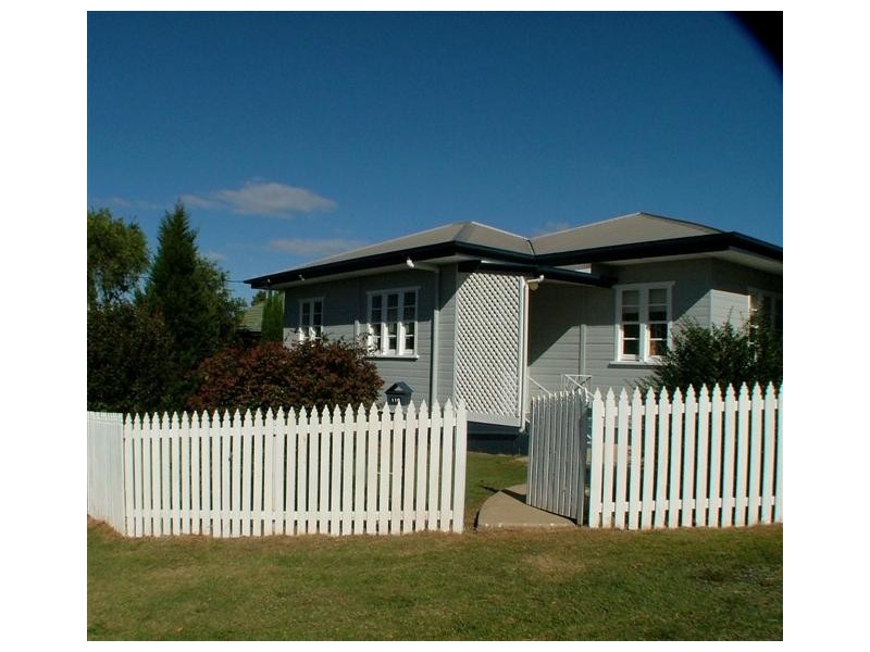 Centenary Heights QLD 4350