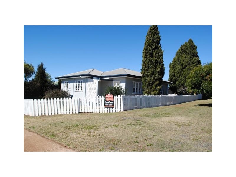 Centenary Heights QLD 4350