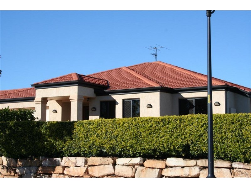 14 St Andrews Court, Middle Ridge QLD 4350