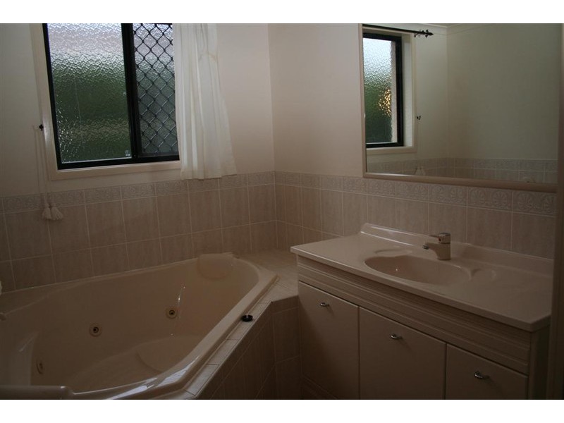 14 St Andrews Court, Middle Ridge QLD 4350