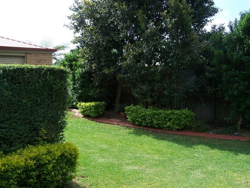 5 Bouganvillea, Middle Ridge QLD 4350