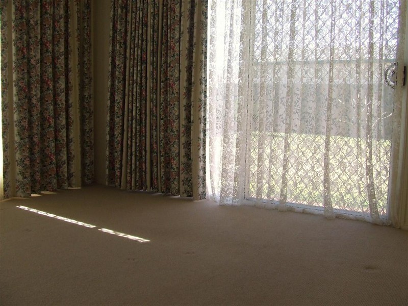 9 Chelwyn, Middle Ridge QLD 4350