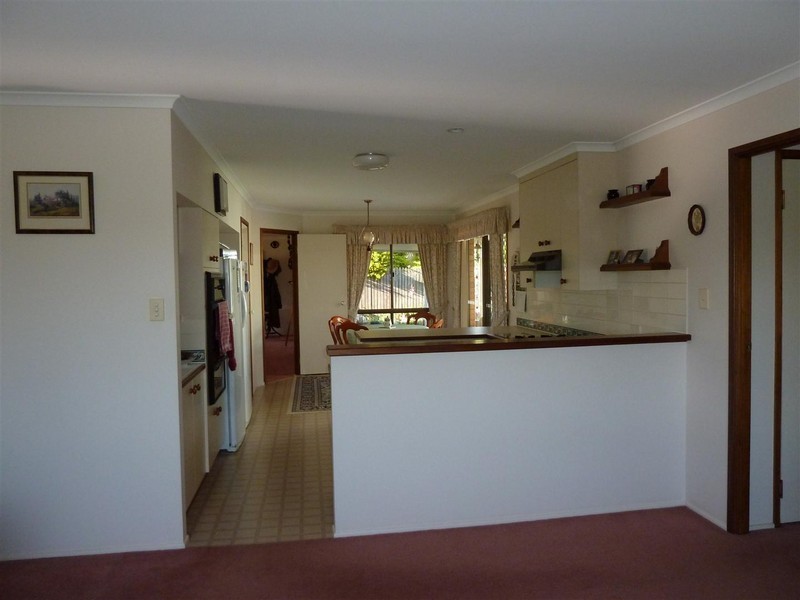 1 Calypso Street, Middle Ridge QLD 4350