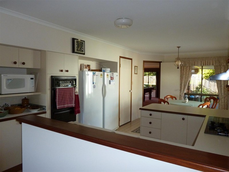 1 Calypso Street, Middle Ridge QLD 4350