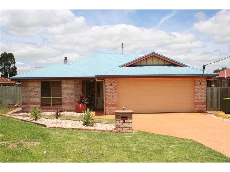 17 Florence Street, Harristown QLD 4350