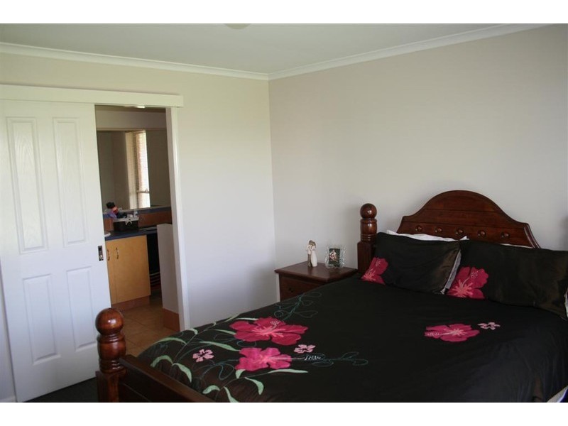 17 Florence Street, Harristown QLD 4350