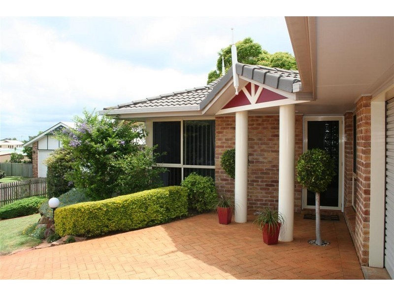 33 Brendanbri Street, Kearneys Spring QLD 4350