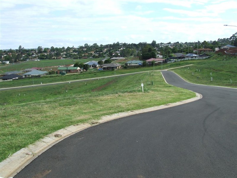 11 Alpine Court, Cranley QLD 4350