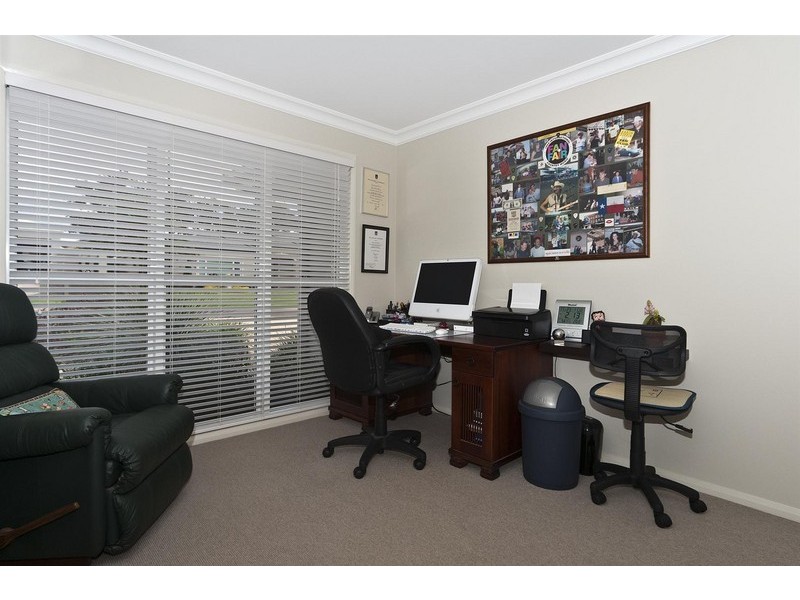 34  Saba Court, Middle Ridge QLD 4350