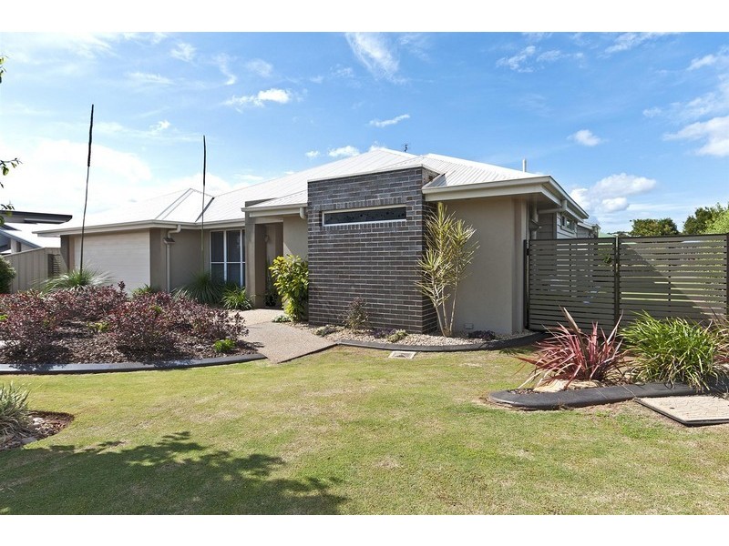 34  Saba Court, Middle Ridge QLD 4350