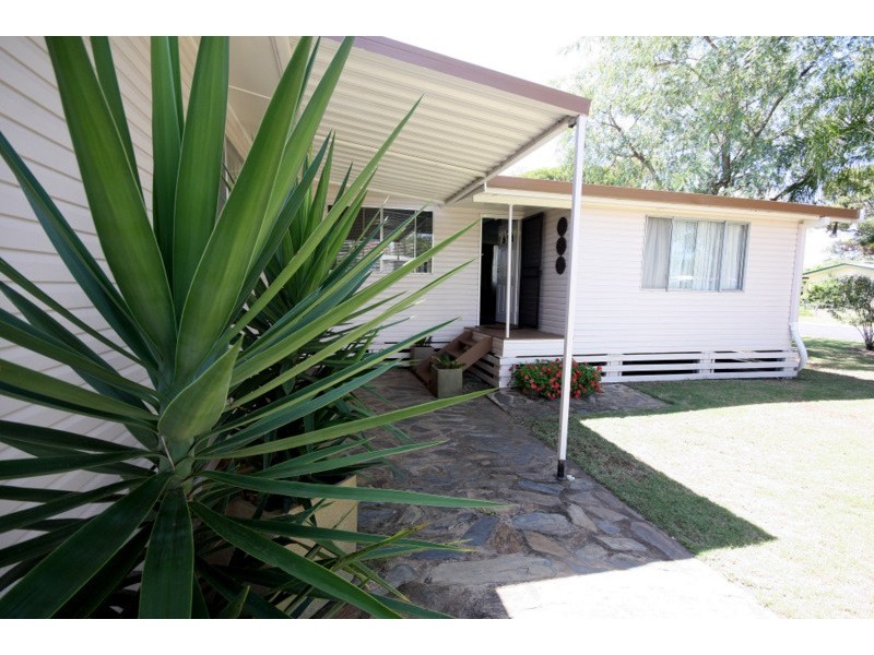 33 Swan Street, Dalby QLD 4405