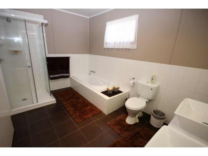 33 Swan Street, Dalby QLD 4405