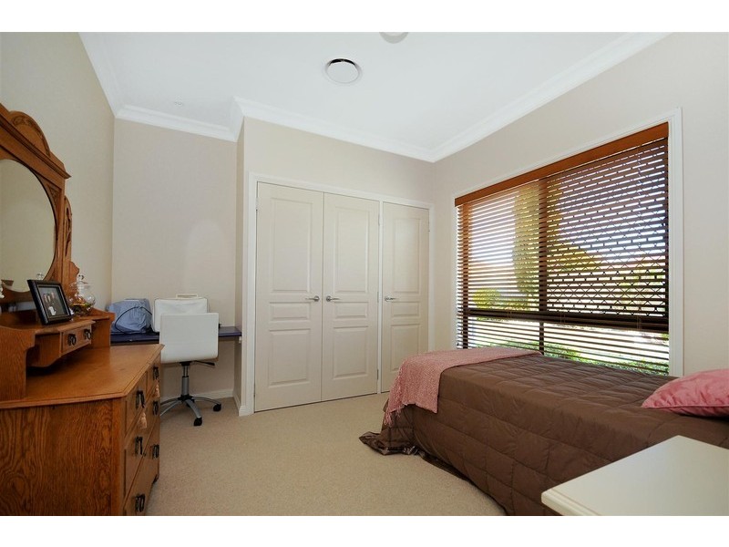 1 Bridget Court, Middle Ridge QLD 4350