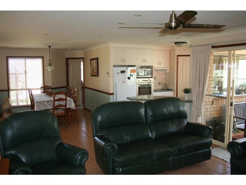 4 Gerrard Street, Middle Ridge QLD 4350