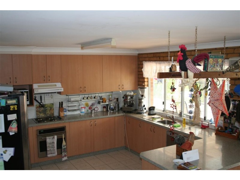 12627 New England HWY, Top Camp QLD 4350