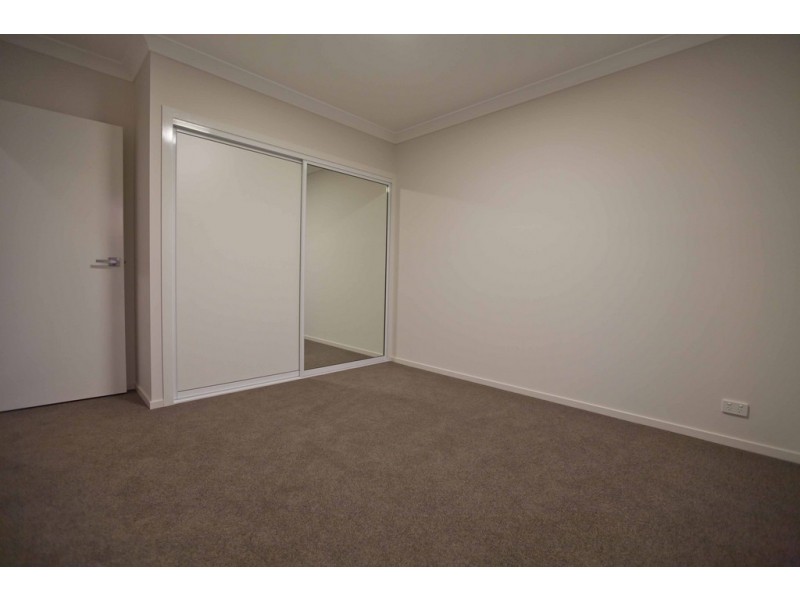 12 Vinnicombe Street, Kearneys Spring QLD 4350