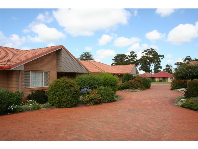 7/4-6 Glenfield Ct, Middle Ridge QLD 4350